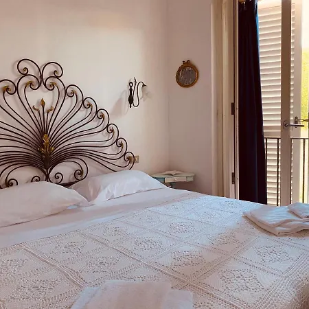 בית נופש A A Pochi Minuti Dal Mare סירולו